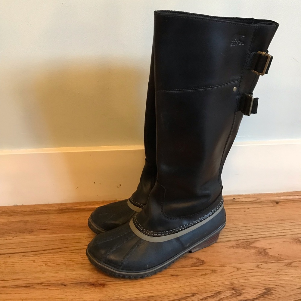 Sorel slimpback all weather boots.
